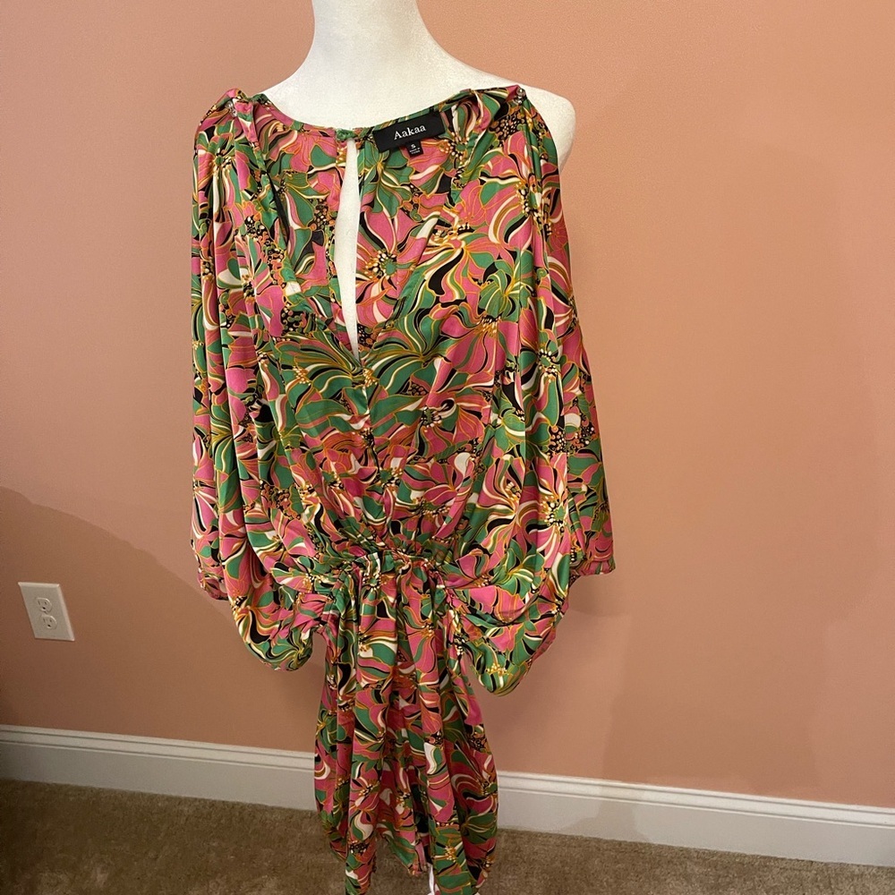 Aakaa Multicolor Abstract Shorts Jumper